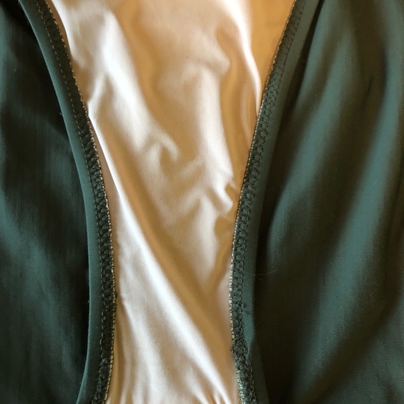 Swimsuit - Picture 6 of 8